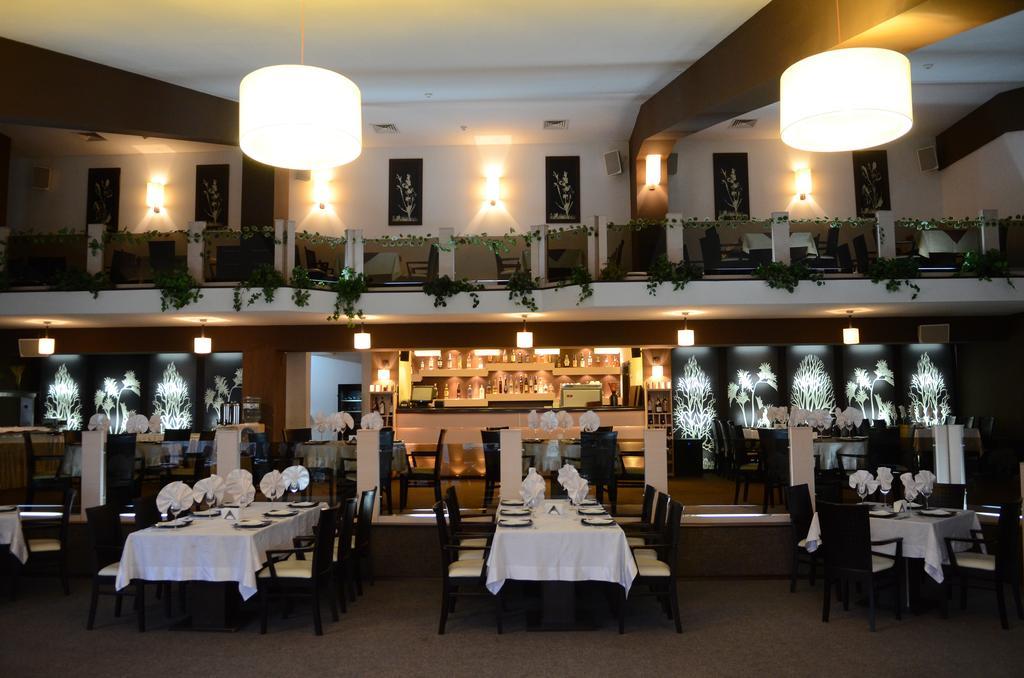 Piri Spa Hotel Bansko Exteriör bild